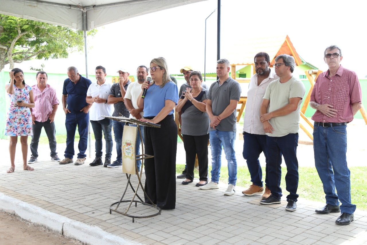 Prefeita Francimara Inaugura Pra A Em Pingo D Gua Tribuna Nf